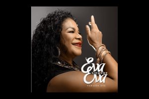 Eva Ayllón lanza nueva remasterización de sus antiguas producciones.